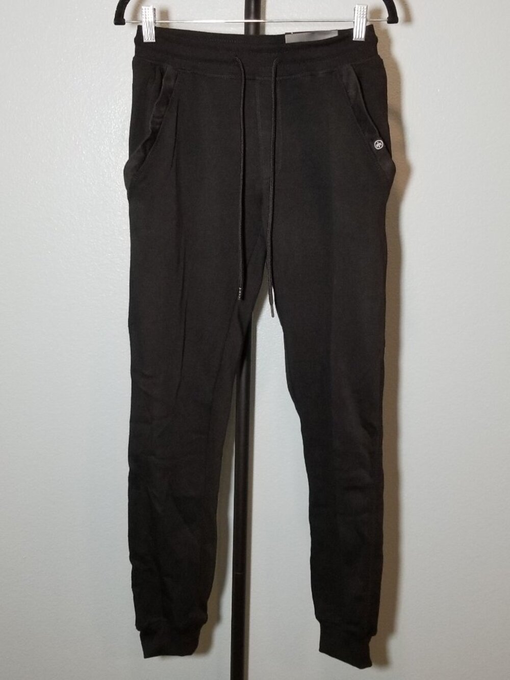 Monument Air Soft Fleece Jogger Sweatpant Black Mens Small Activewear Street NWT